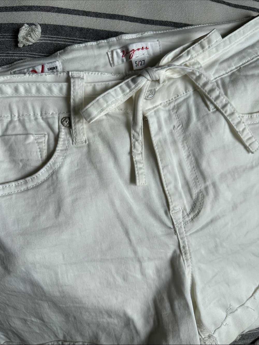 Vigoss White/Cream Women’s Jean Shorts